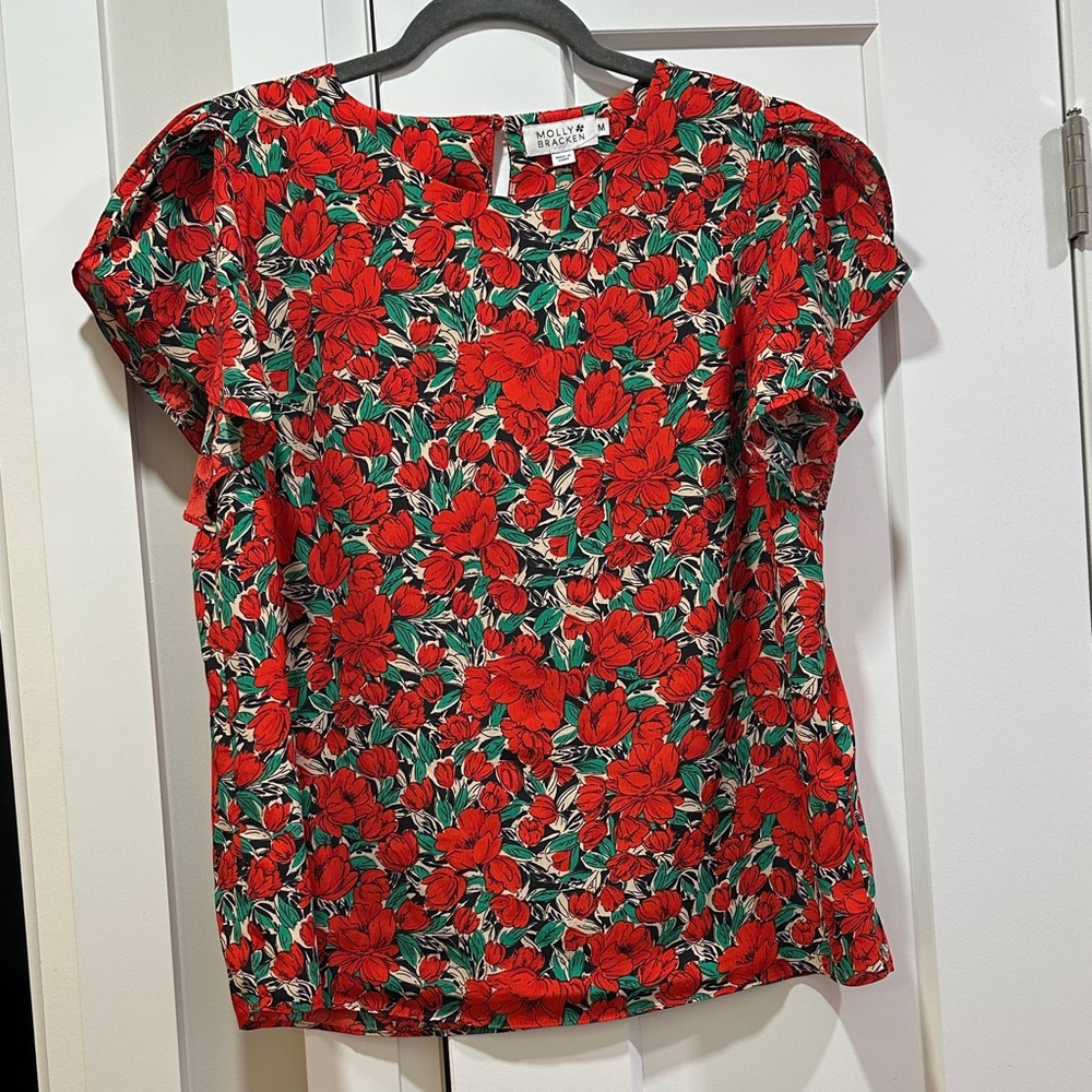 4/$50 SALE ❤️ Molly Bracken Floral Blouse